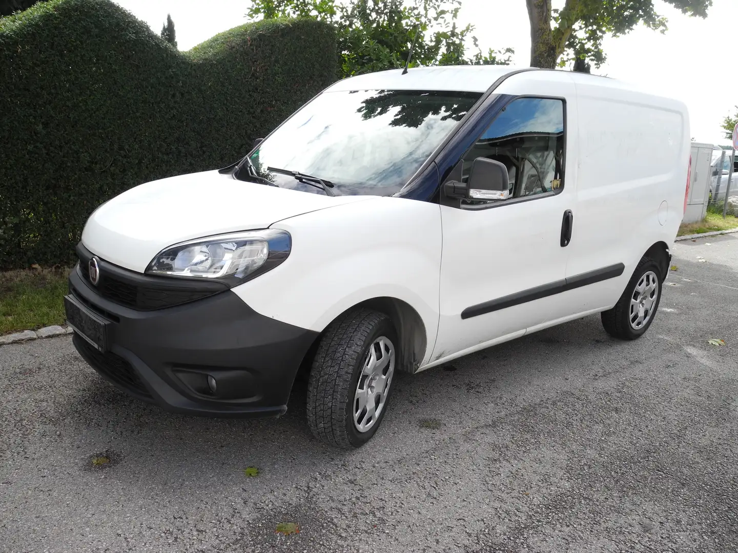 Fiat Doblo Doblo 1.4 T-Jet 16V NAVI DAB Klima Weiß - 2