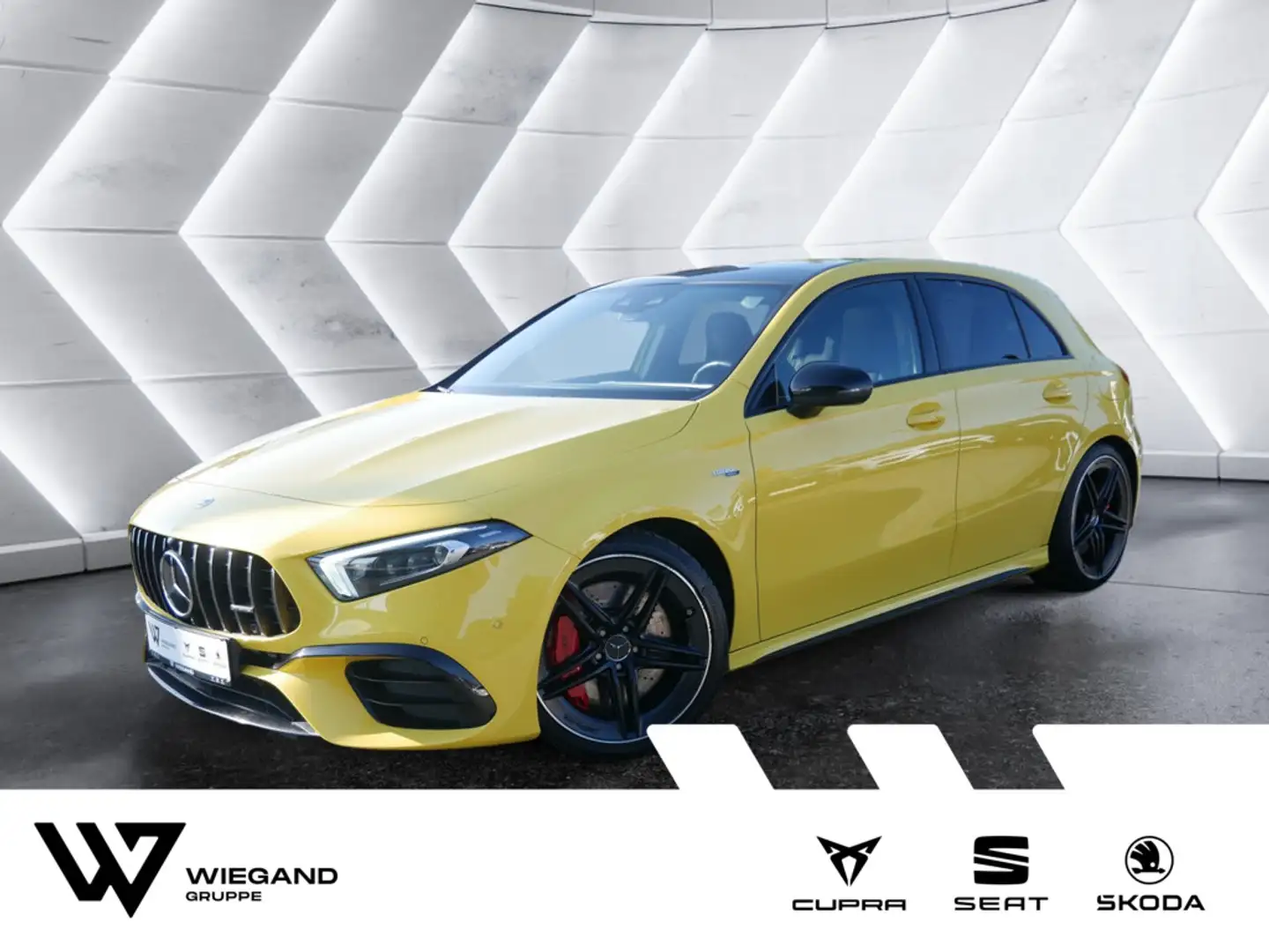 Mercedes-Benz A 45 AMG S 4Matic PANO MULTIBEAM NIGHT MBUX Gelb - 1
