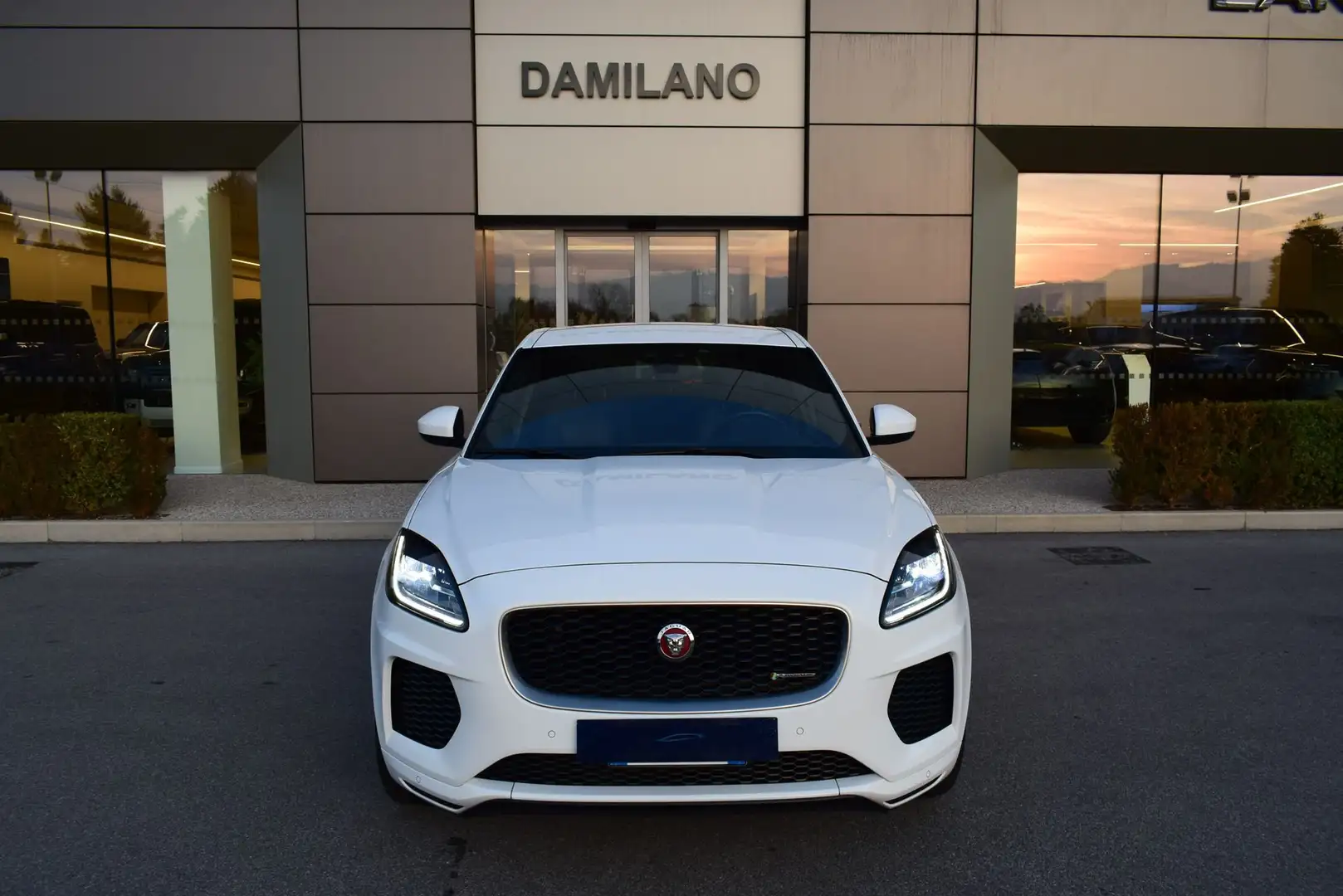 Jaguar E-Pace E-Pace 2.0D 150 CV AWD R-Dynamic S Blanc - 2