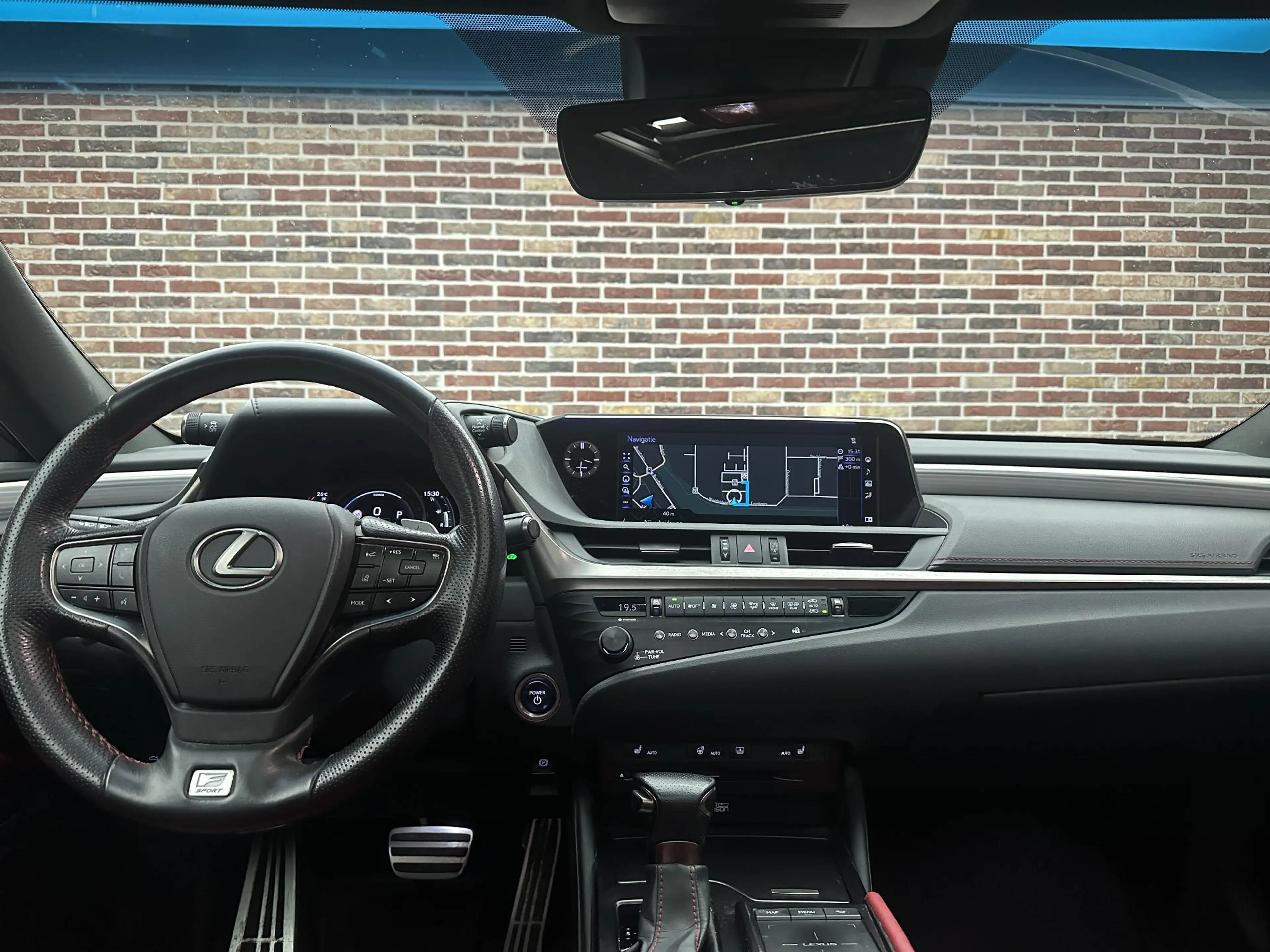 Lexus ES 300 300h F Sport Premium UNIEK. DAKKIE — photo 11