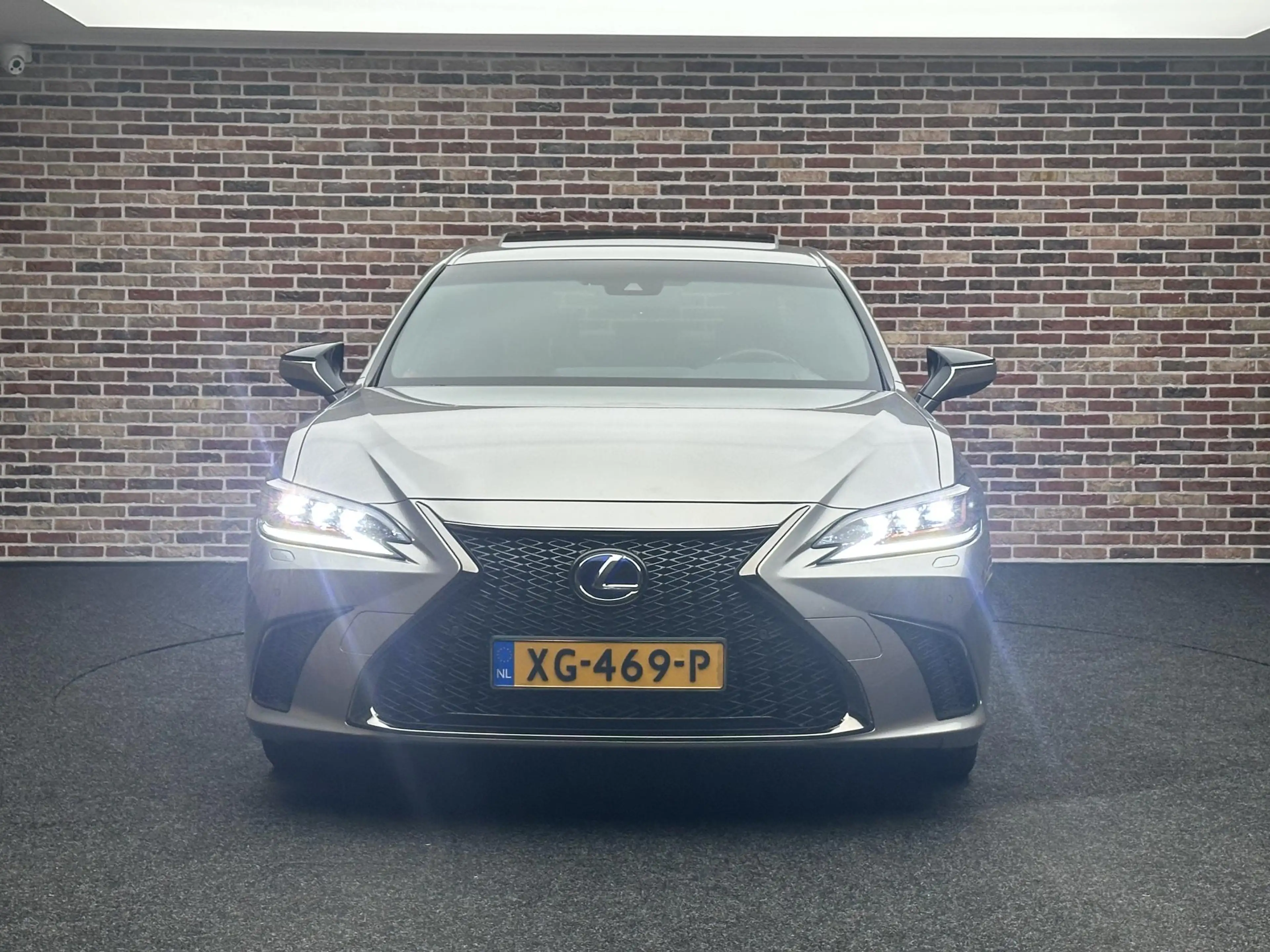 Lexus ES 300 300h F Sport Premium UNIEK. DAKKIE — photo 5