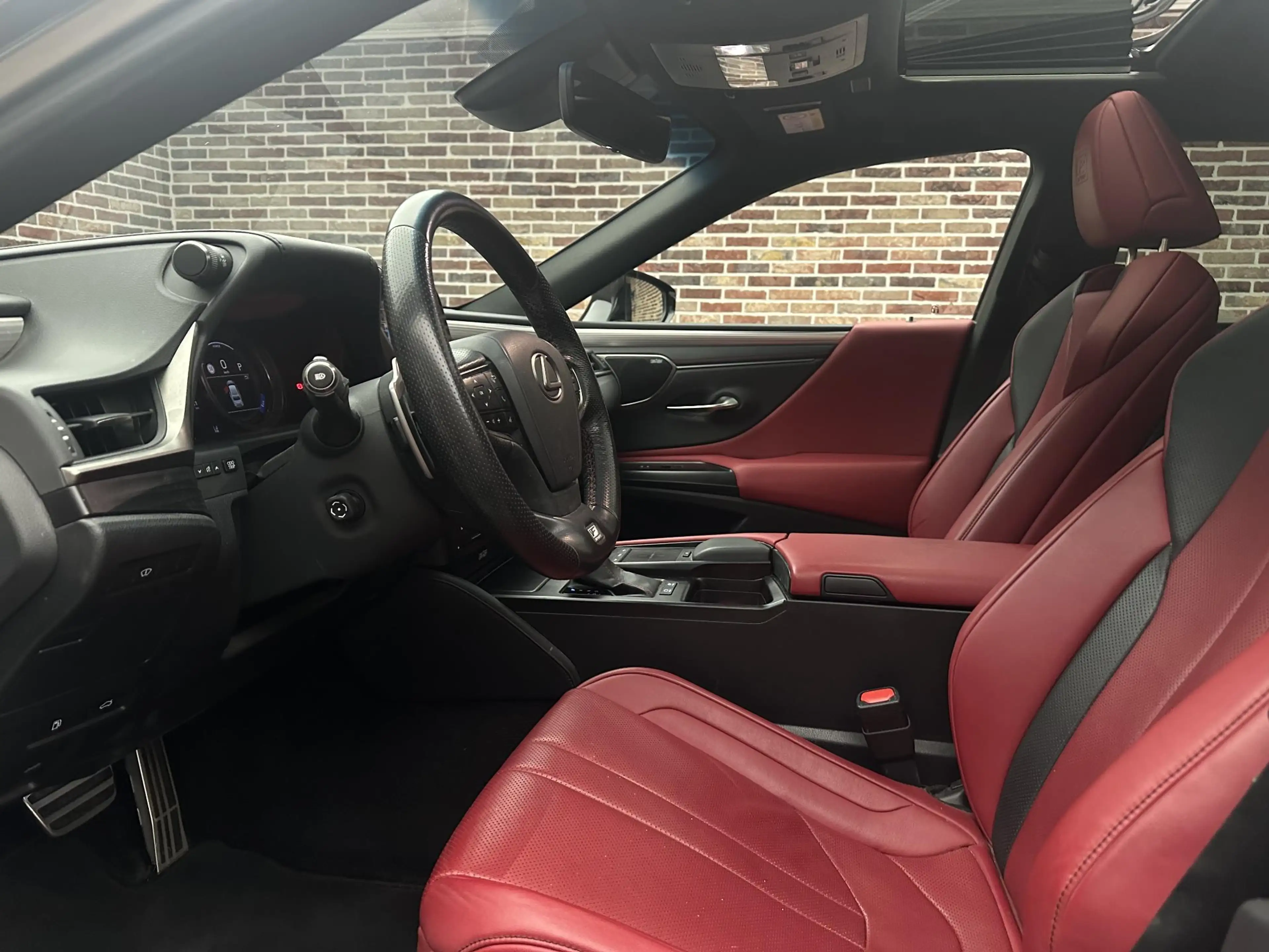 Lexus ES 300 300h F Sport Premium UNIEK. DAKKIE — photo 3