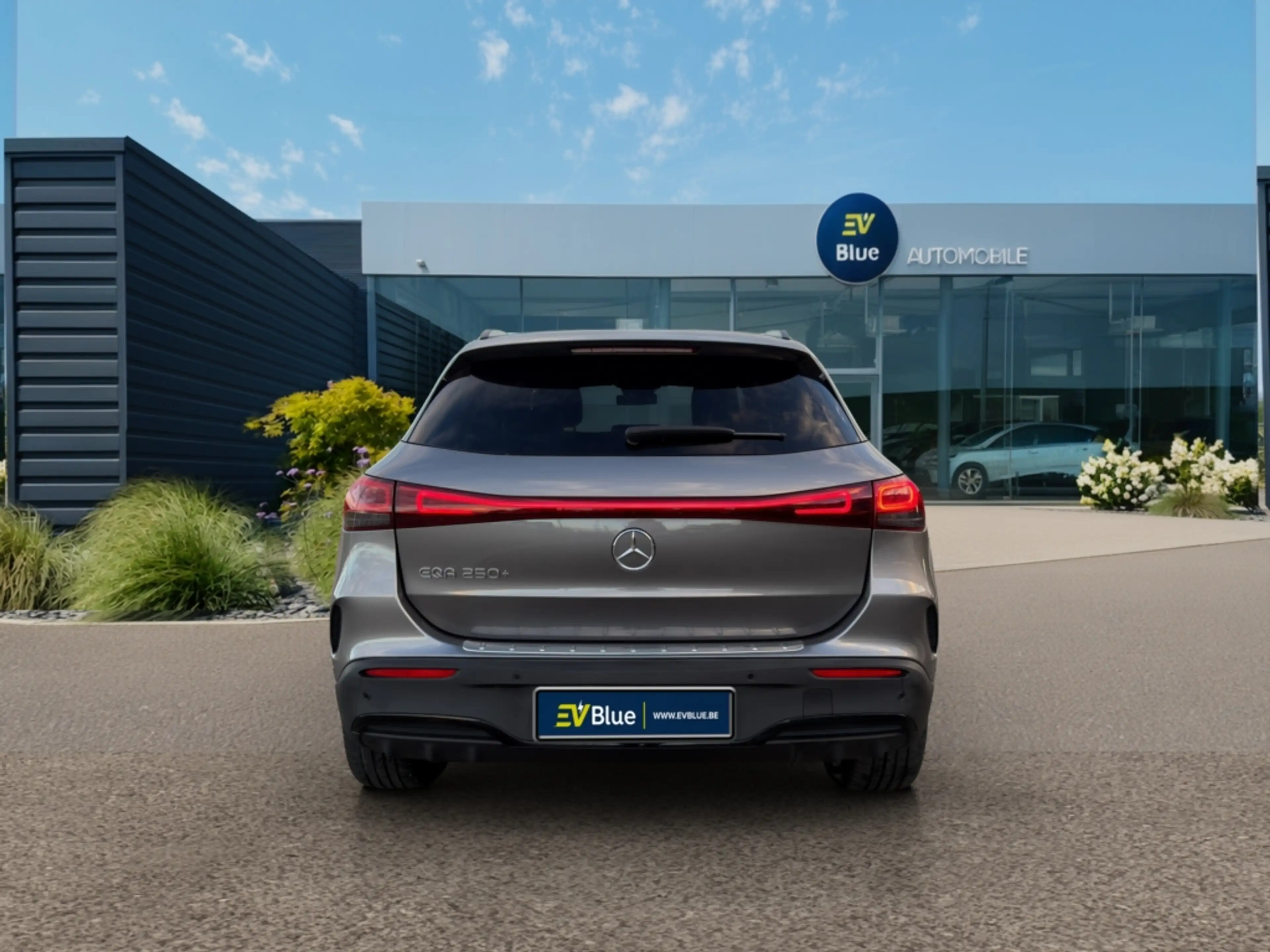Mercedes-Benz EQA 250 AMG LINE 70.5 kWh EQA 250+ - SOH 95% — photo 5