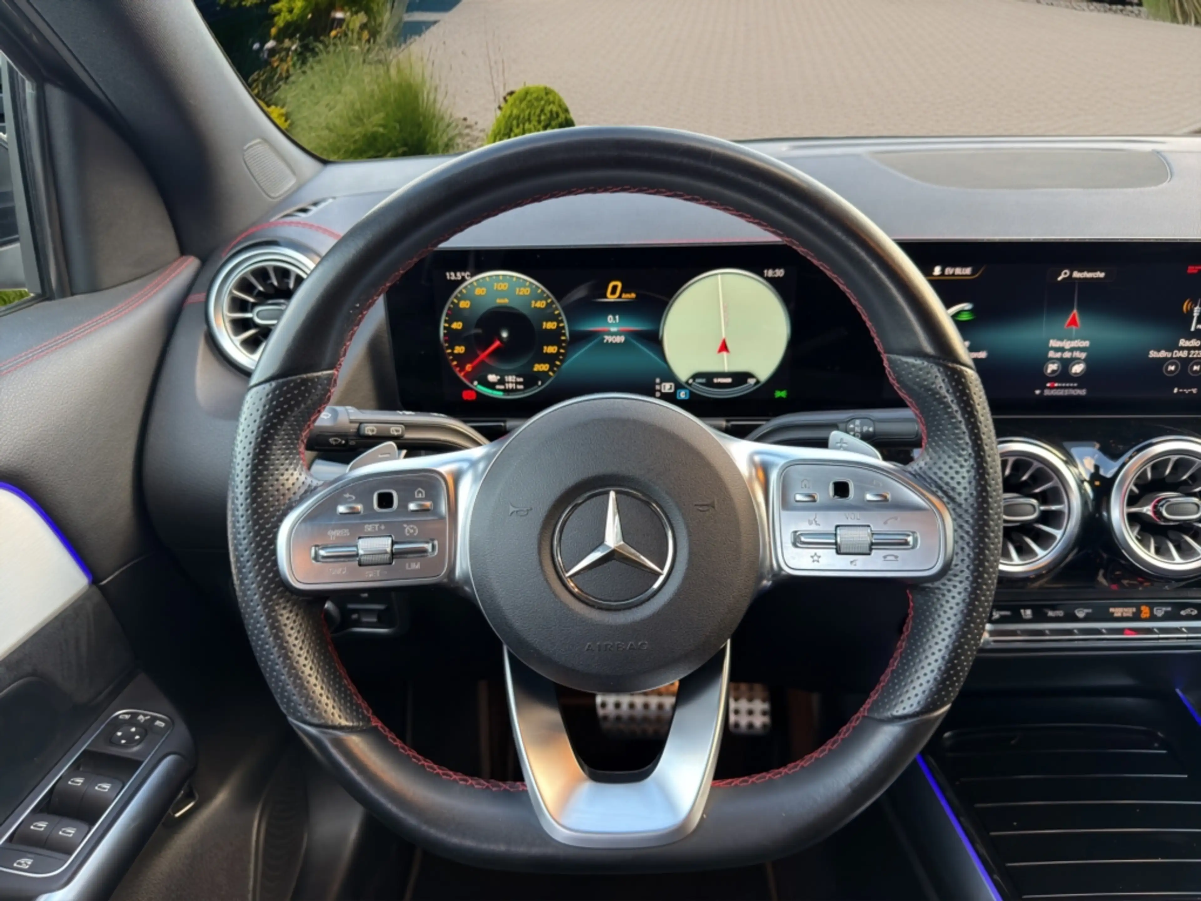 Mercedes-Benz EQA 250 AMG LINE 70.5 kWh EQA 250+ - SOH 95% — photo 12