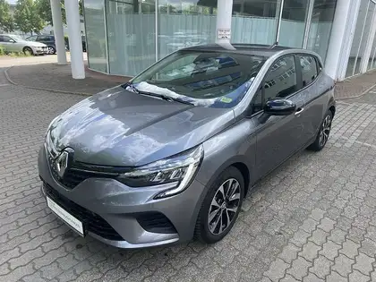 Annonce voiture d'occasion Renault Clio - CARADIZE