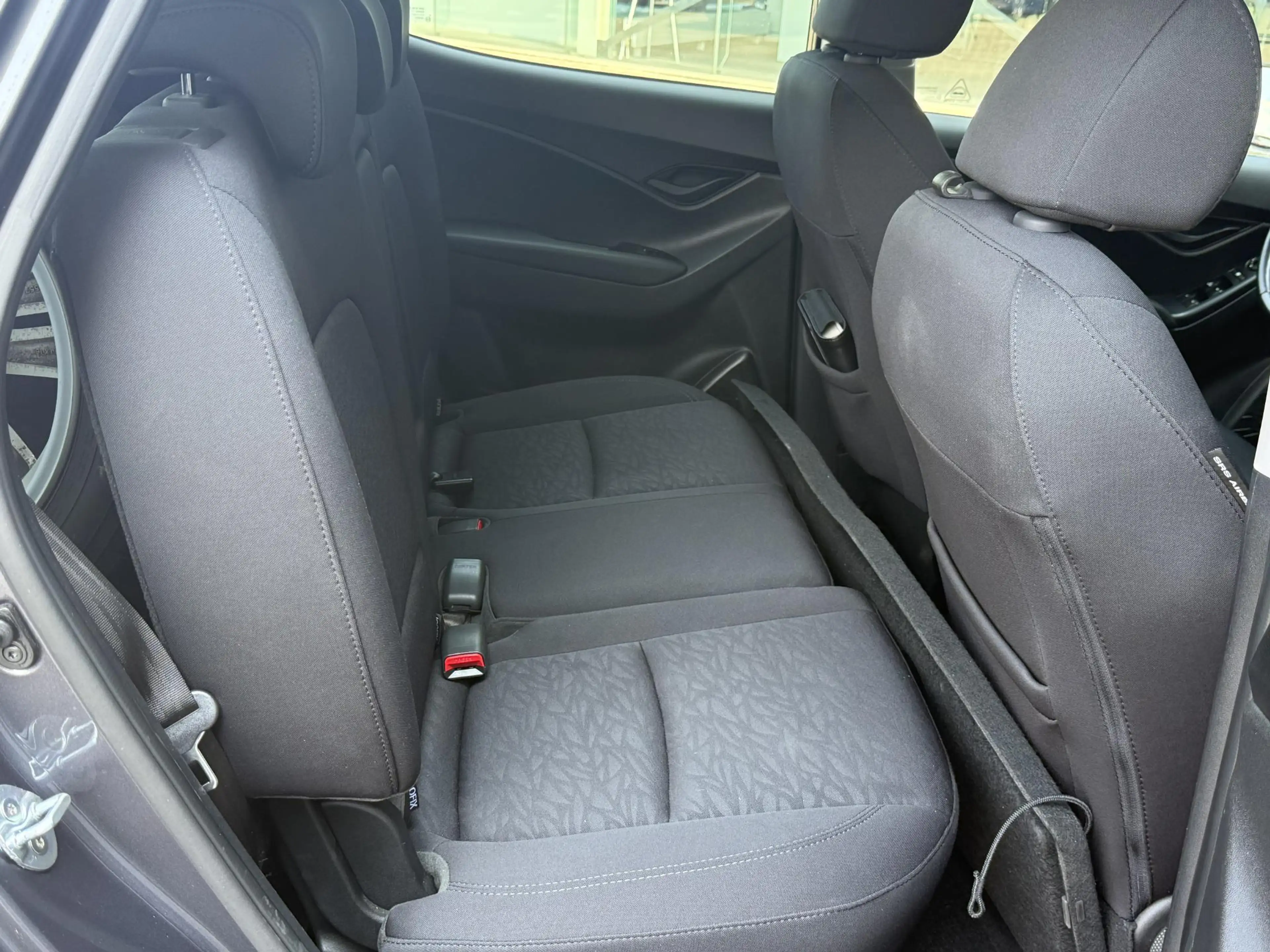 Hyundai iX20 1.6i Go! Zomer & Winterbanden | Parkeersensoren | — photo 12