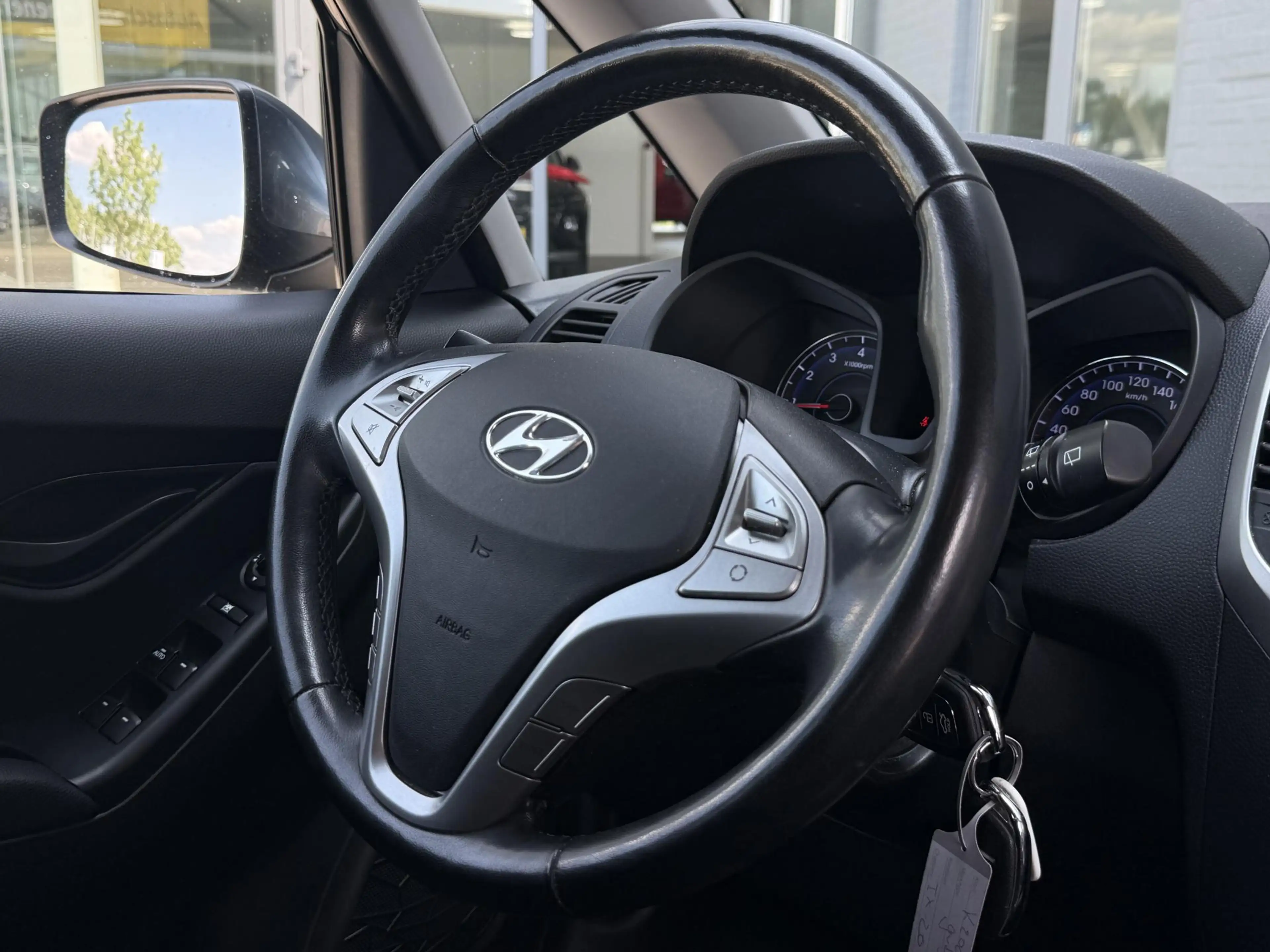 Hyundai iX20 1.6i Go! Zomer & Winterbanden | Parkeersensoren | — photo 15