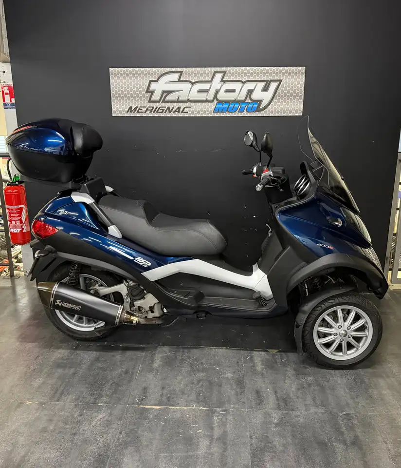 Piaggio MP3 400