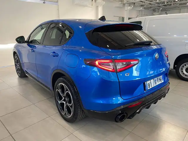 Alfa Romeo Stelvio view 2