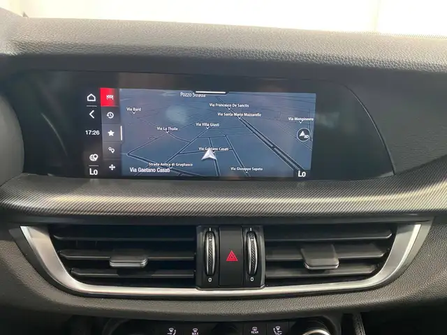 Alfa Romeo Stelvio view 14