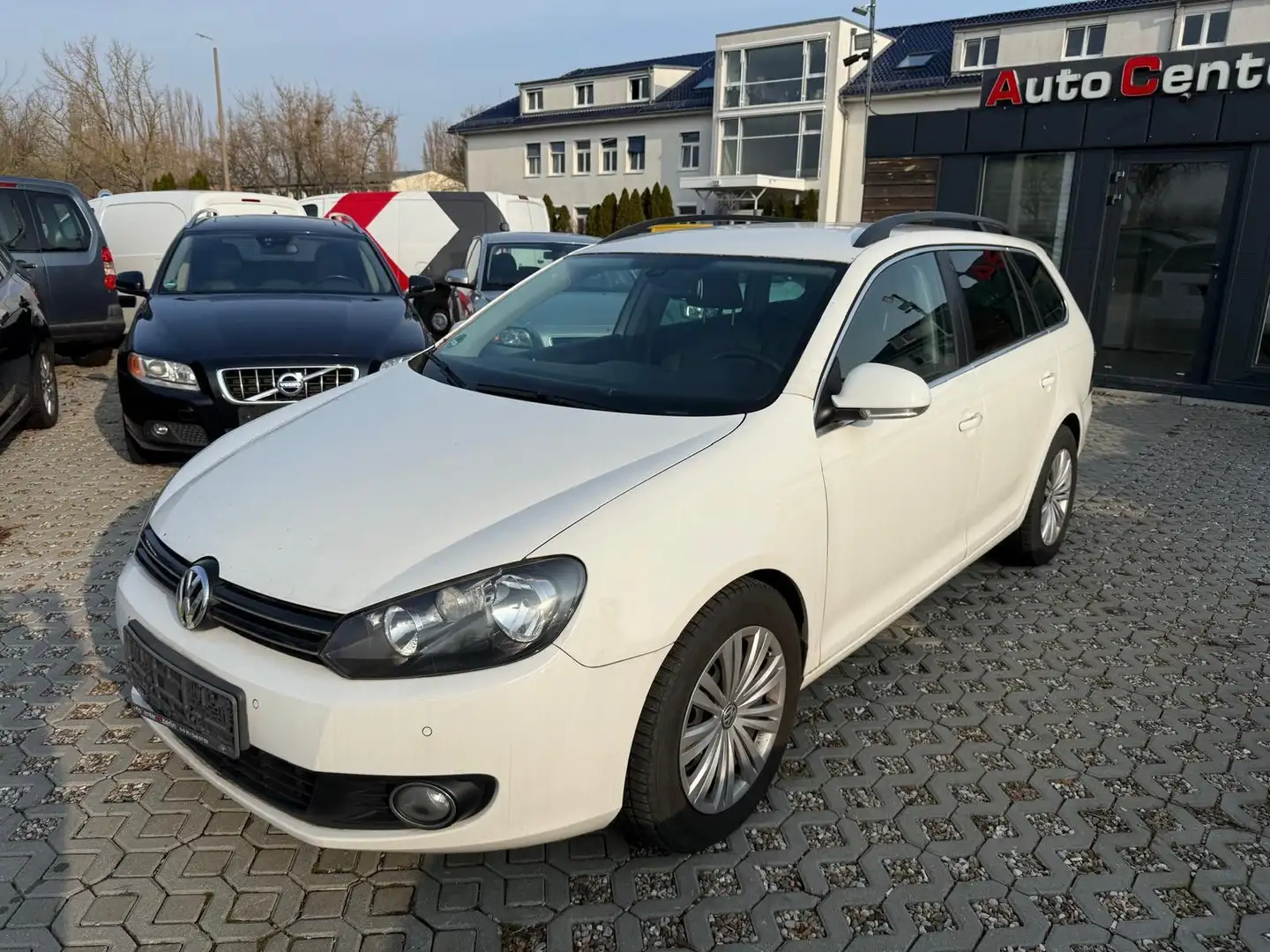 Volkswagen Golf VI Variant Comfortline Bílá - 1