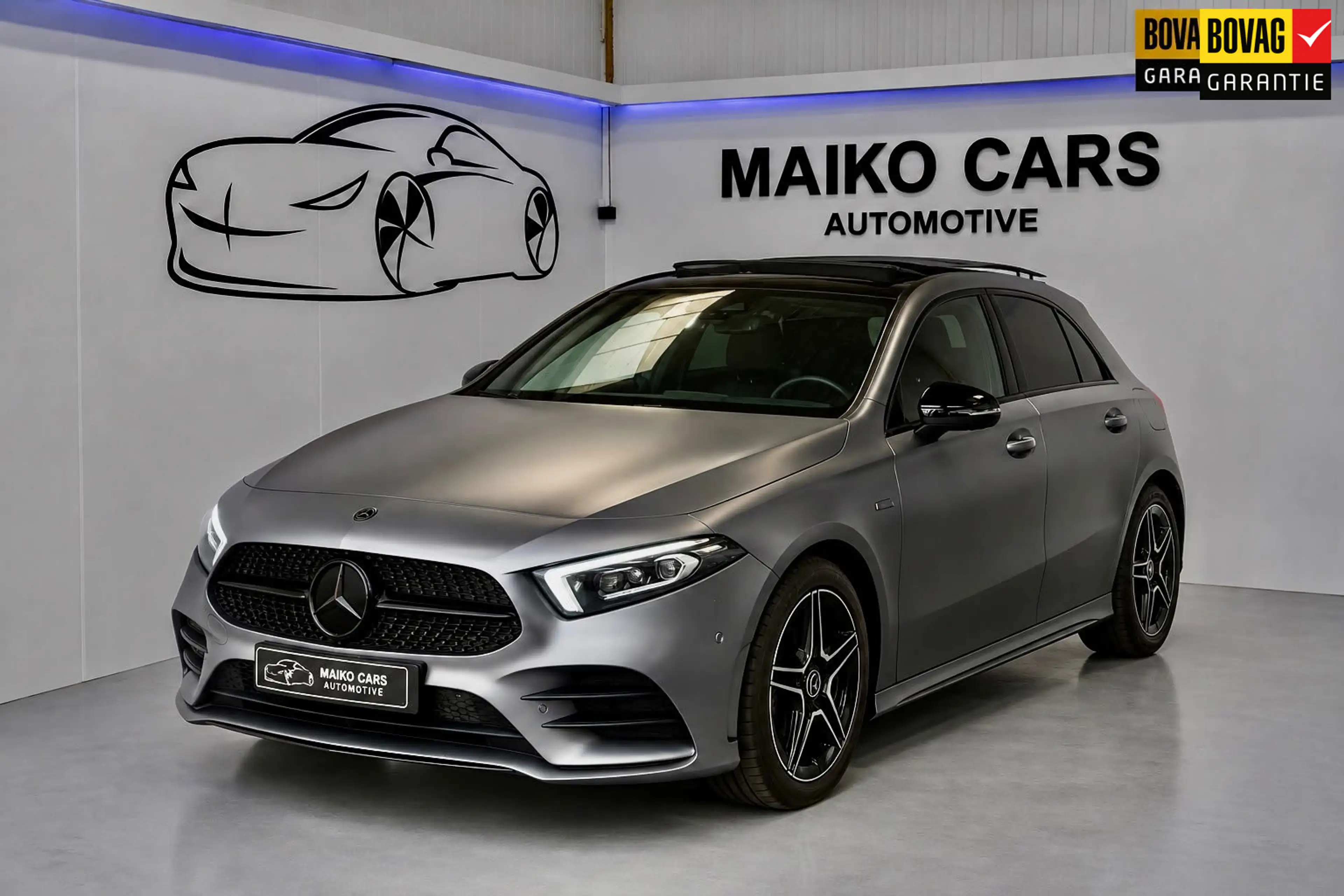 Mercedes-Benz A 250 e AMG Limited|PANORAMADAK|Burmester|Black Edition|