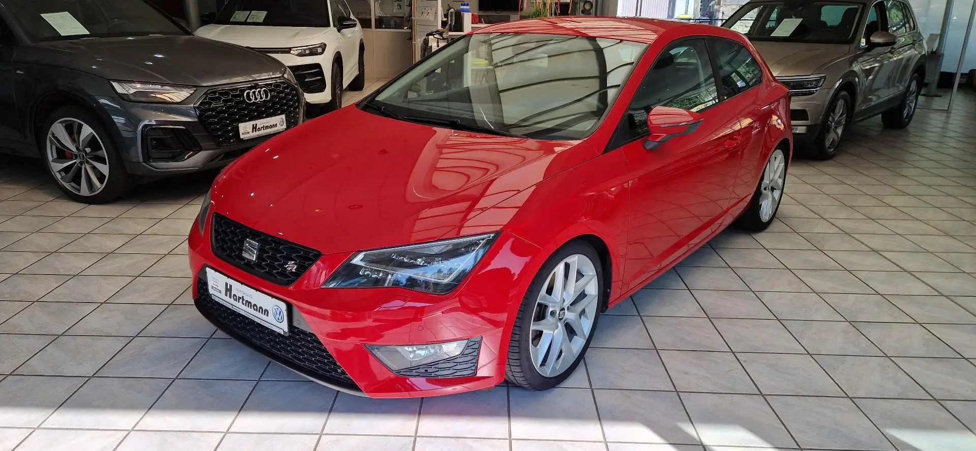SEAT FR Start&Stop 1,8TSI DSG Sound Navi LED Klima Sitz Красный - 2