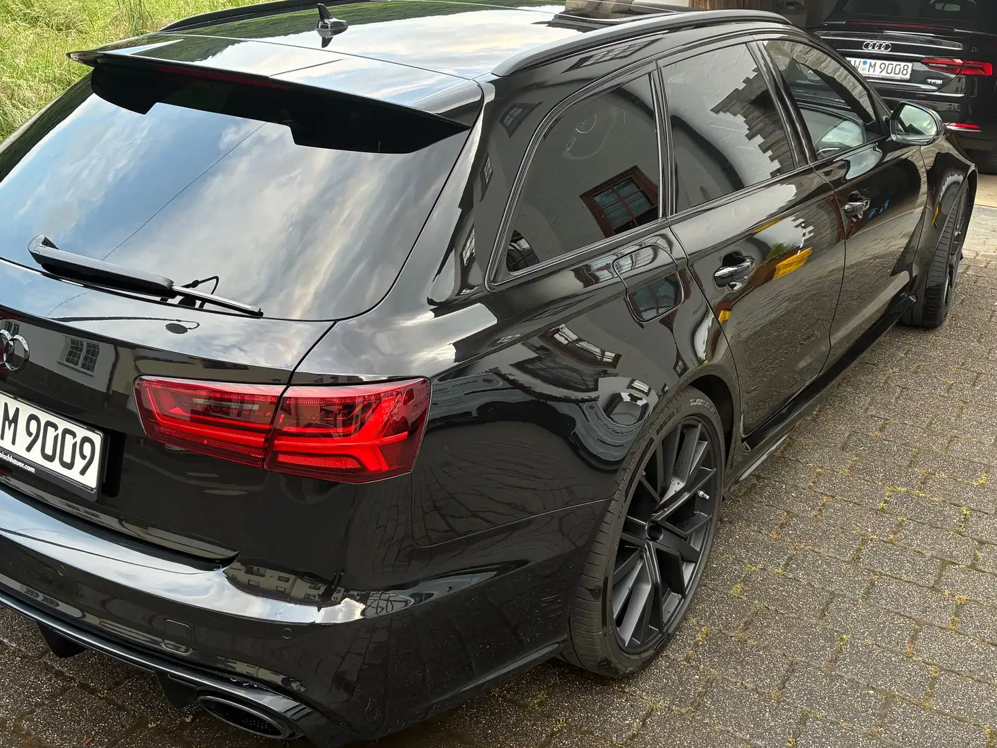 Audi RS6 Avant performance Schwarz - 1