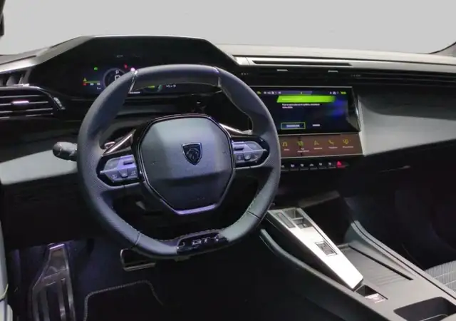 Peugeot 308 view 3