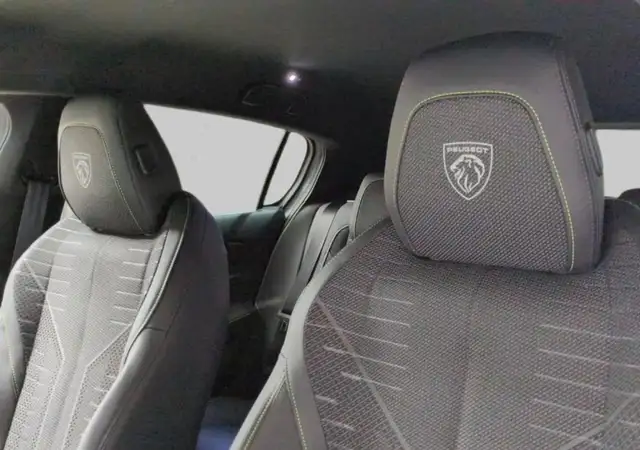 Peugeot 308 view 6