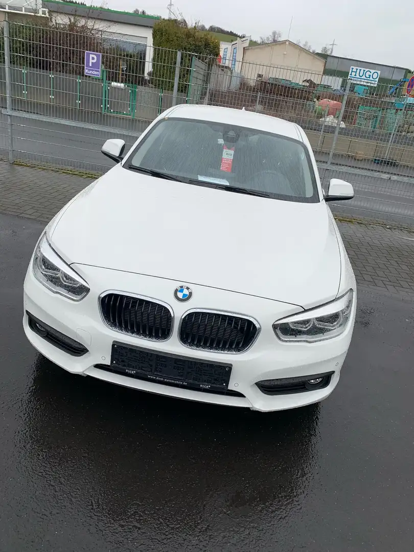 BMW 118 118i Advantage Weiß - 1