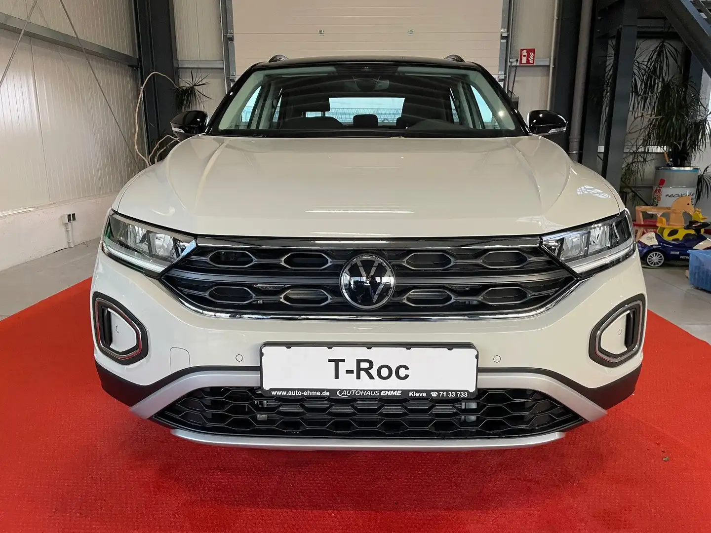 Volkswagen T-Roc Life 1.5 TSI DSG *LED*SHZ*ACC*RüCAM*4J GAR Gris - 2