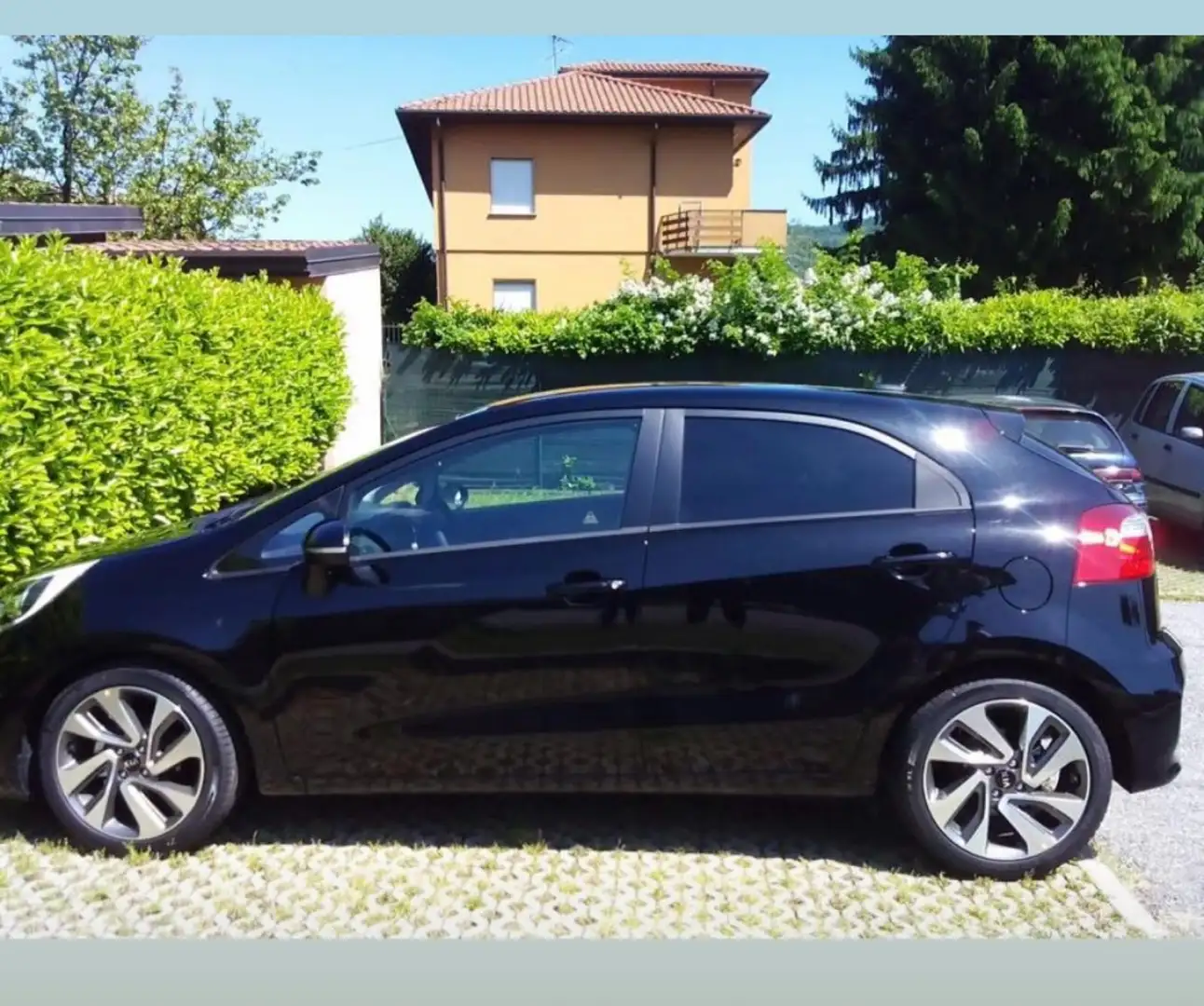 Kia Rio Rio 5p 1.2 cvvt Cool Techno Pack E6 Nero - 2