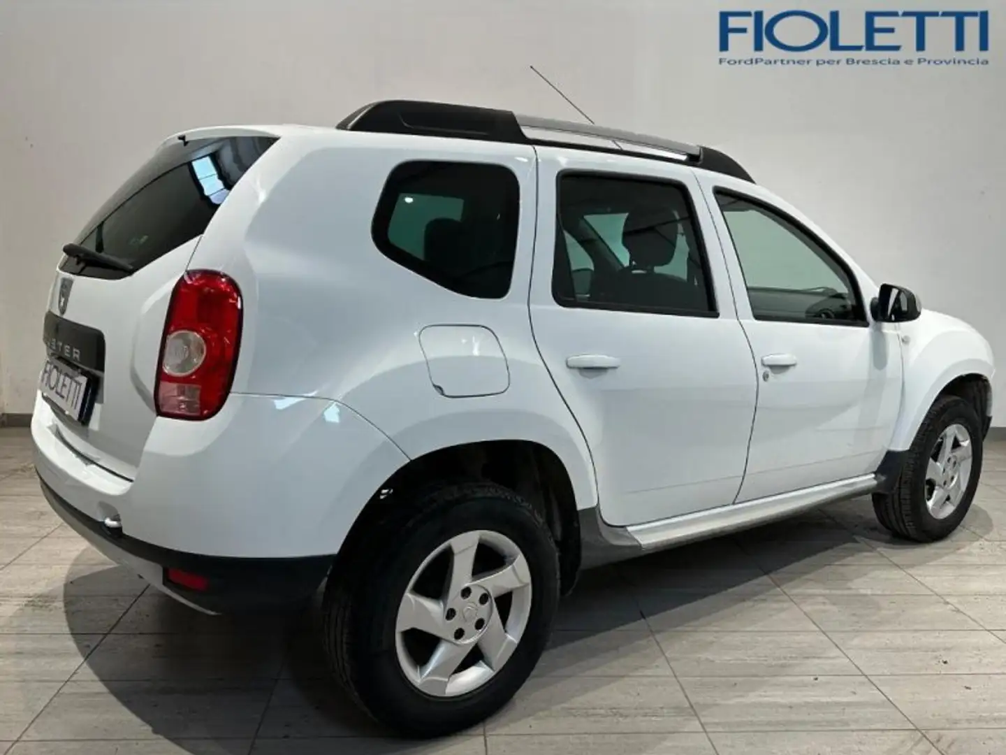 Dacia Duster 1.5 DCI 110CV 4X2 LAURÉATE Weiß - 2