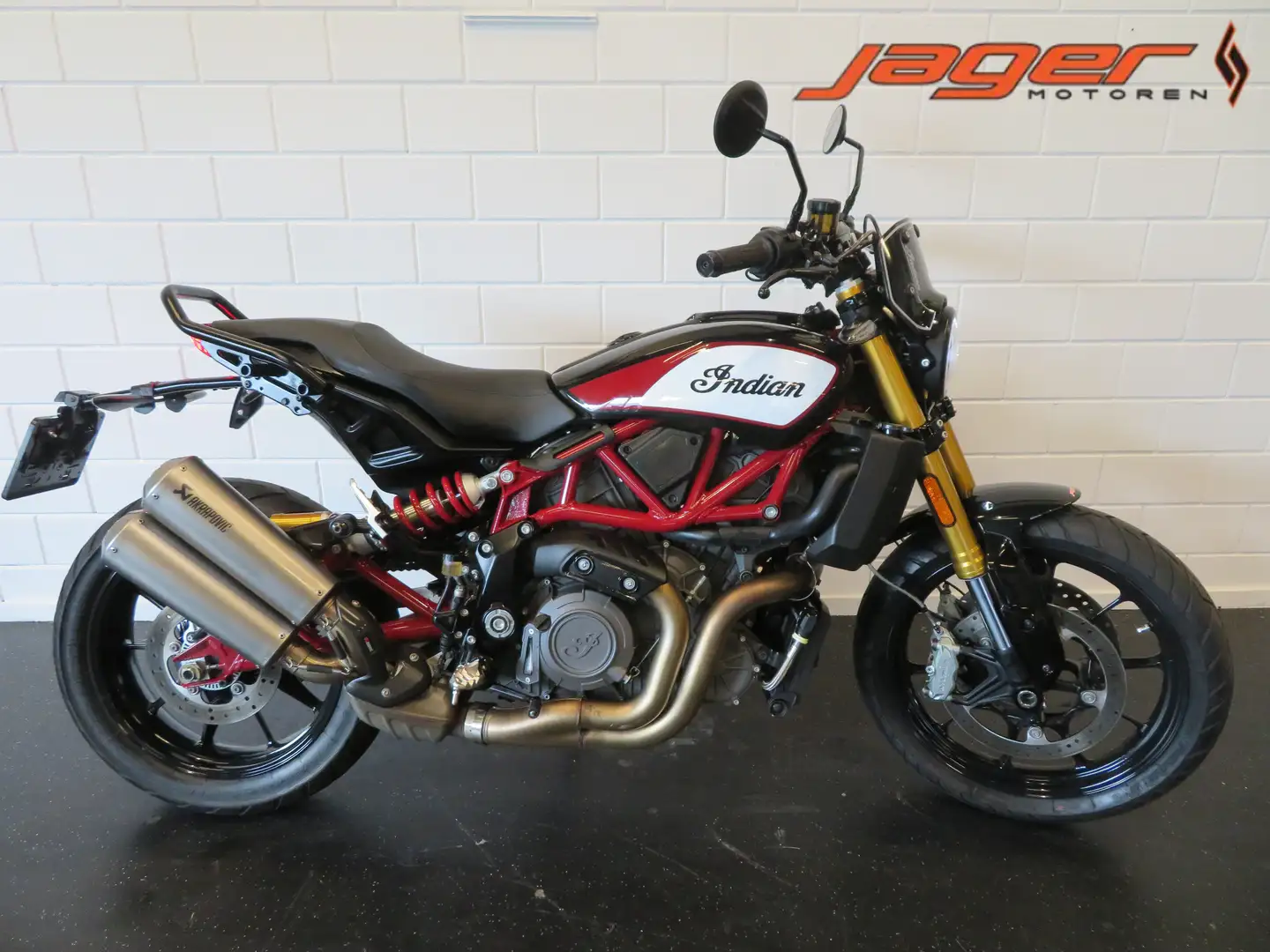 Indian FTR 1200 S RACE AKRA NIEUWSTAAT Rojo - 1
