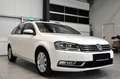 Volkswagen Passat Variant Comfortline BlueMotion Weiß - thumbnail 2
