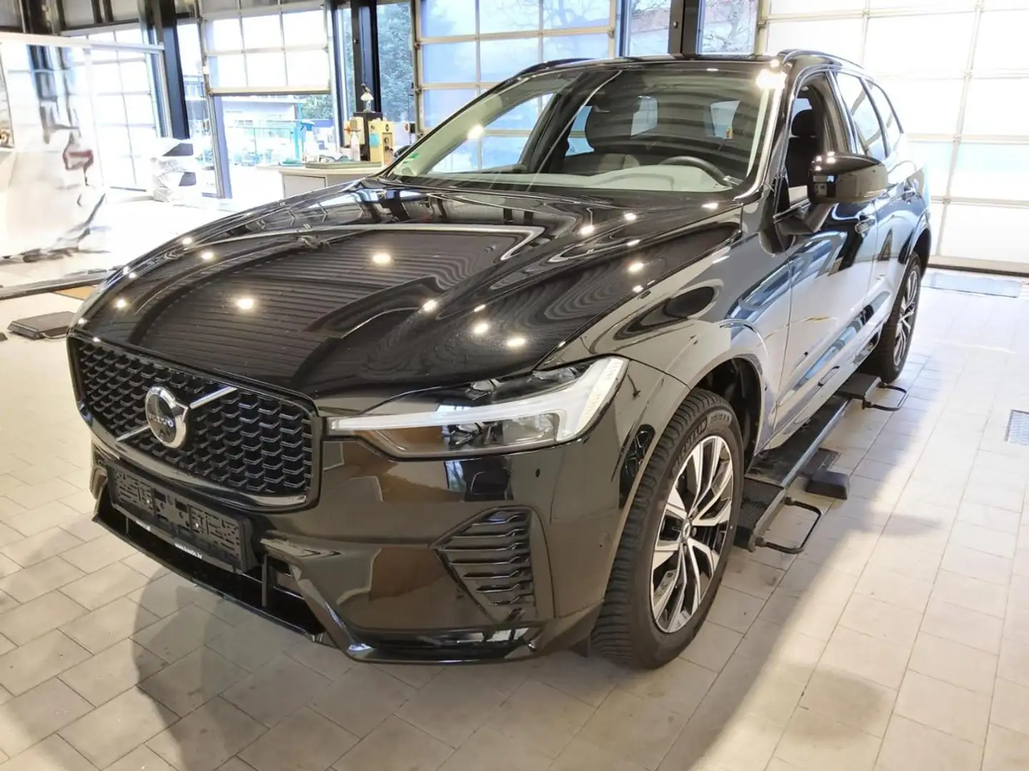 Volvo XC60 B4 (D) PLUS DARK FAP+360°+MEMORY+WINTERPAK Negro - 2