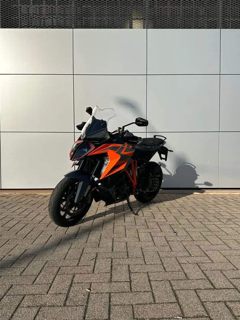 KTM 1290 Super Duke GT - 1
