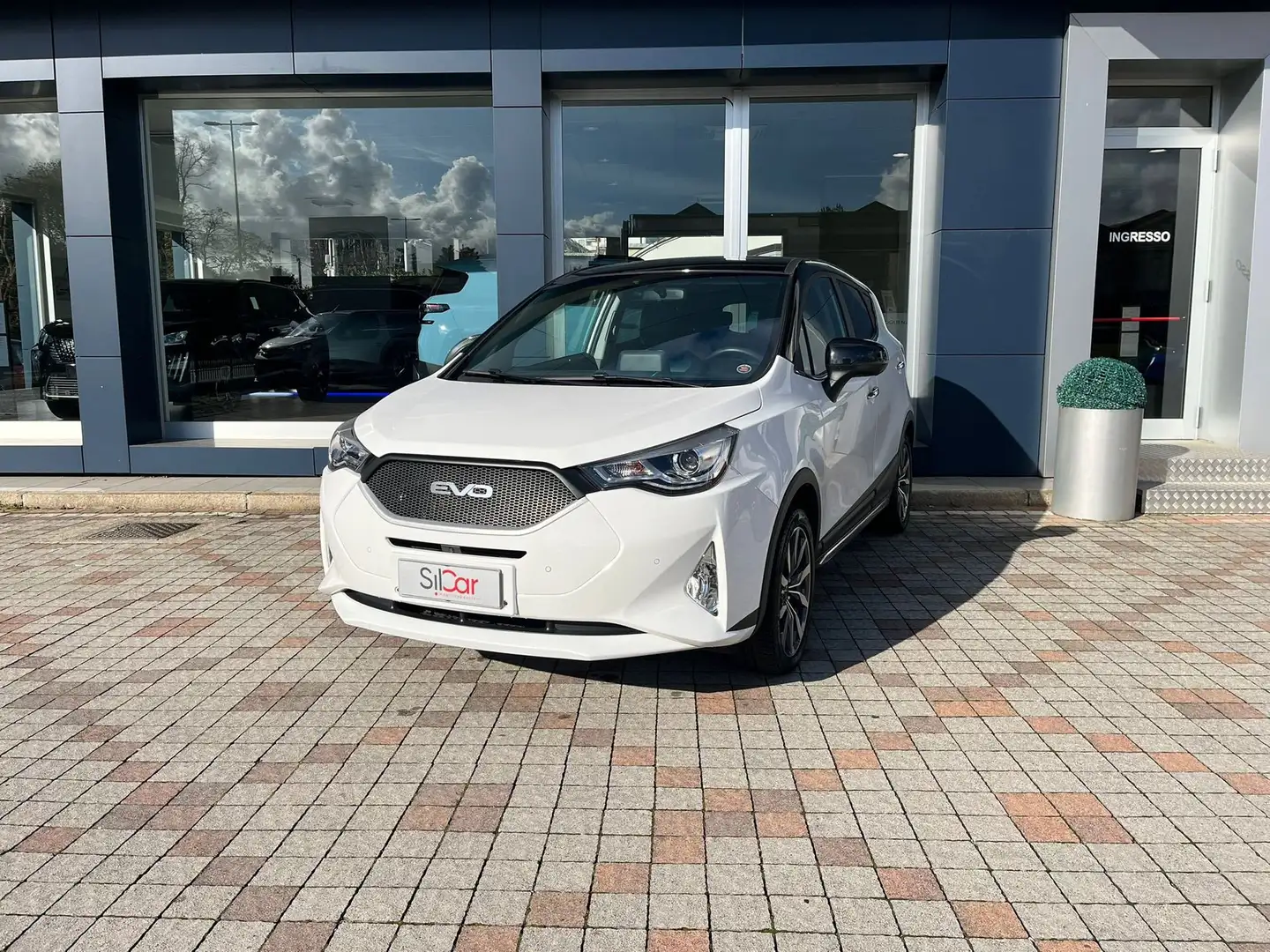 DR Automobiles DR4 dr4 Sport 1.6 Bi-Fuel GPL Blanc - 1