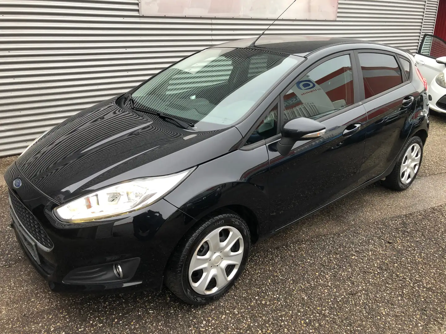 Ford Fiesta Fiesta Trend 1,25 Trend Schwarz - 1