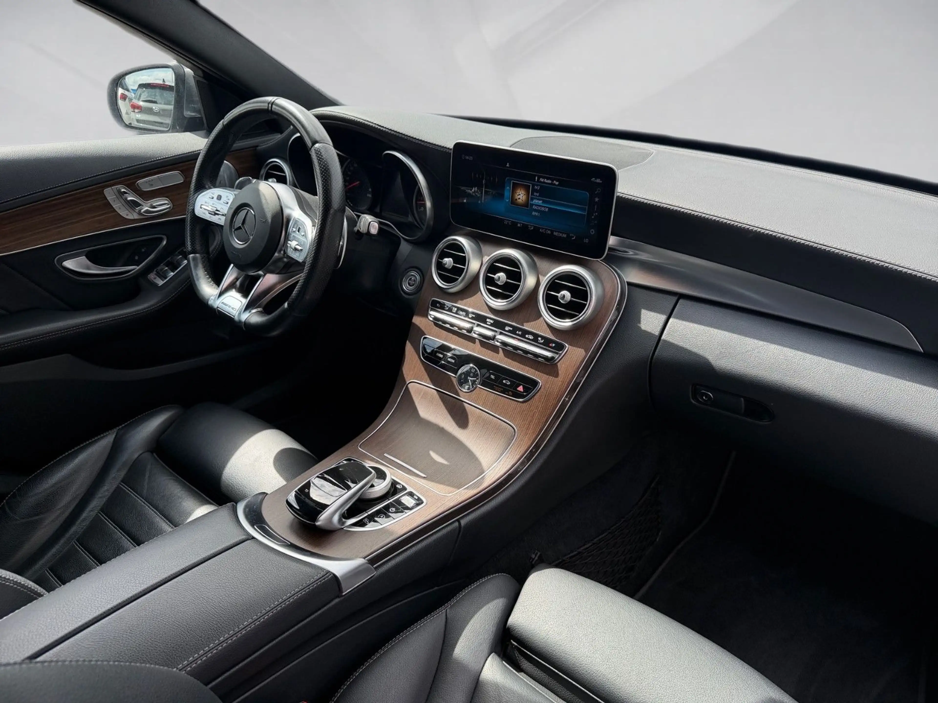 Mercedes-Benz C 43 AMG 4Matic*LED*Leder*Kamera*AHK*Navi* — photo 14