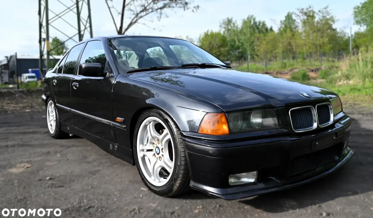 BMW 328i, foto 3