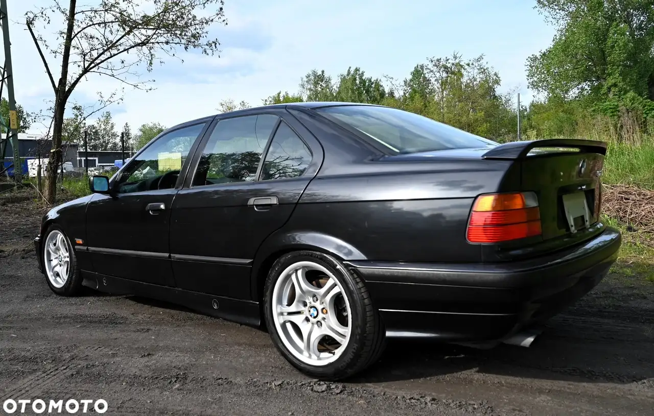BMW 328i, foto 7