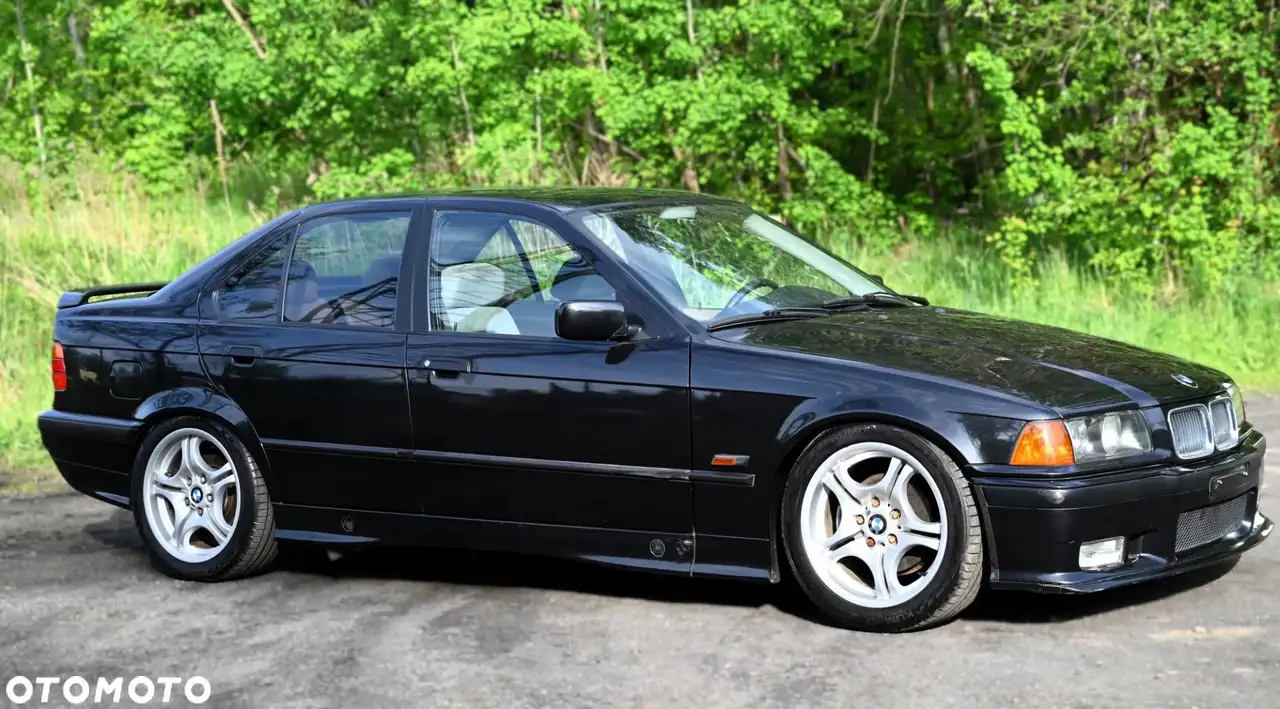 BMW 328i, foto 1
