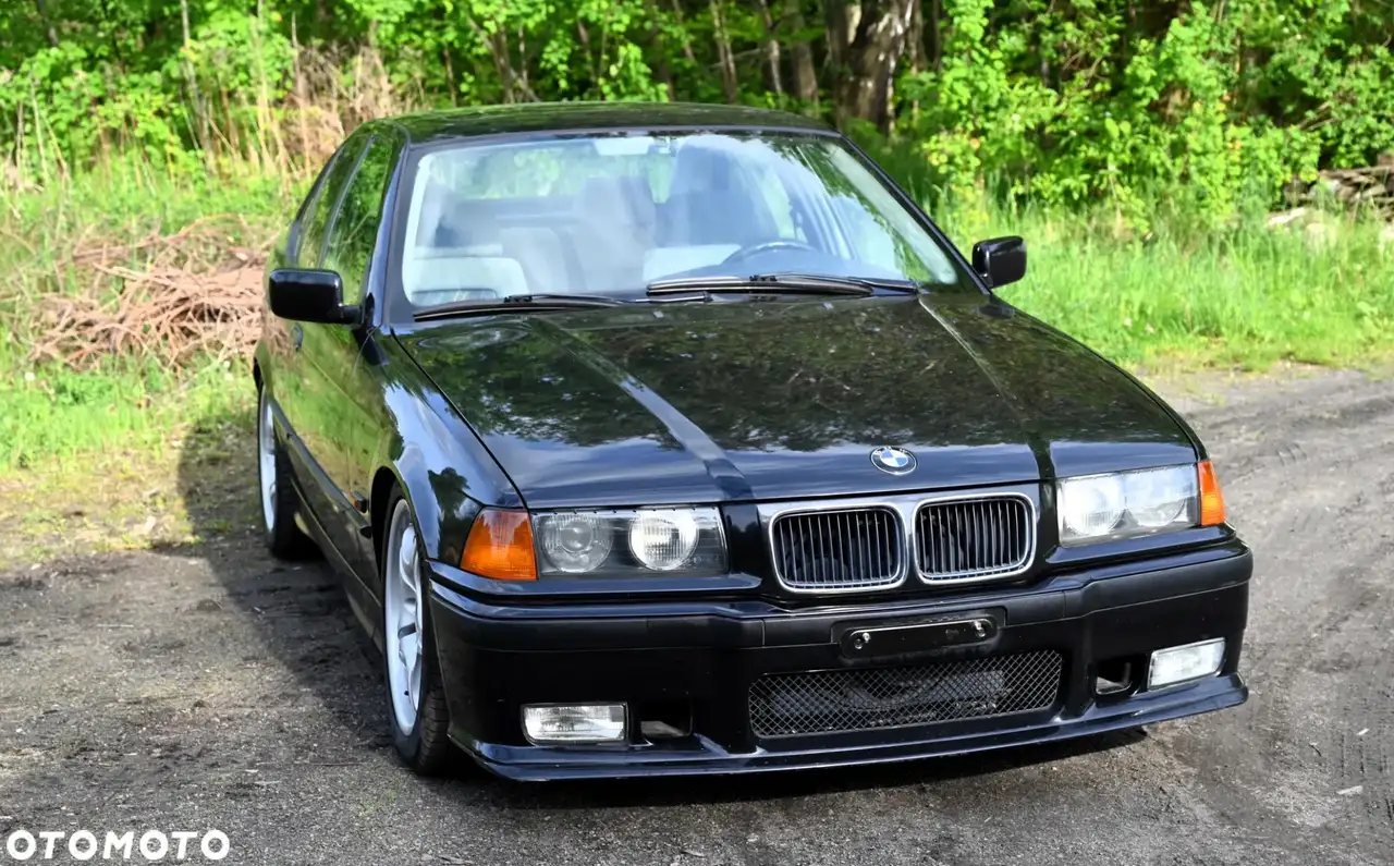 BMW 328i, foto 6
