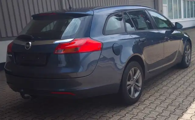 Opel Insignia view 7