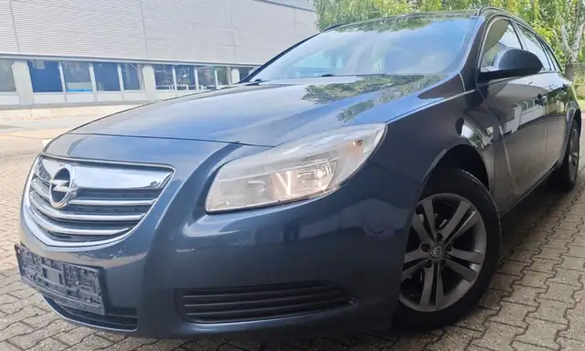 Opel Insignia view 2