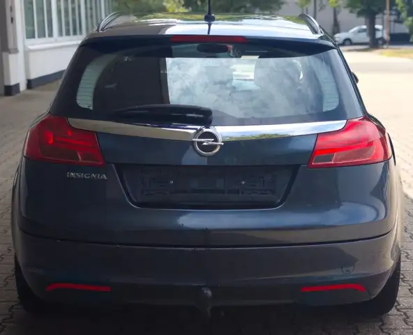 Opel Insignia view 6