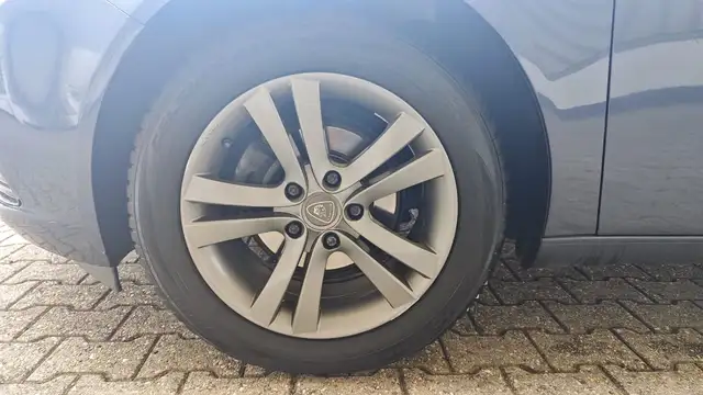 Opel Insignia view 24