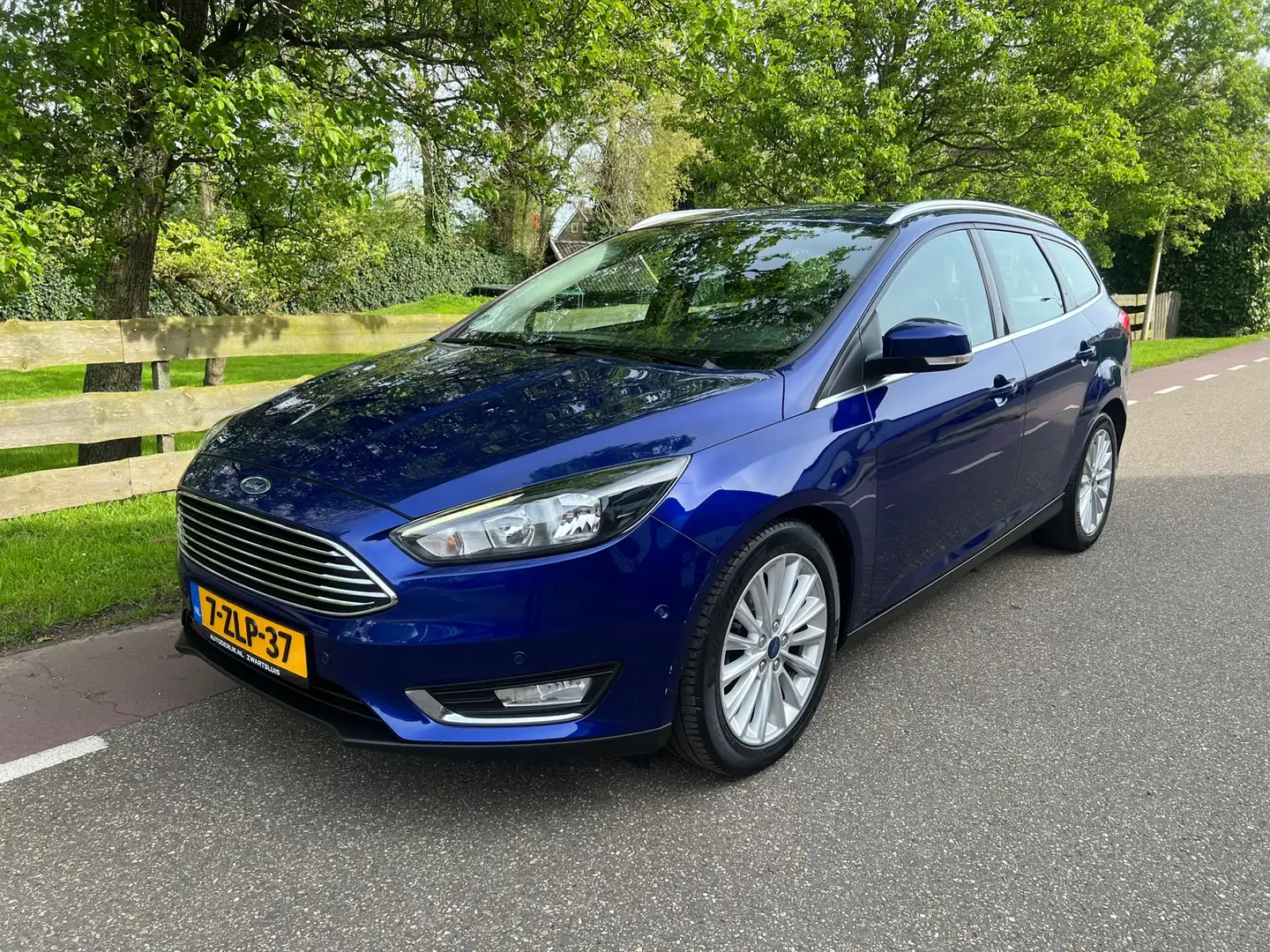 Ford Focus Wagon 1.0 First Edition Clima PDC. Navi Blauw - 1