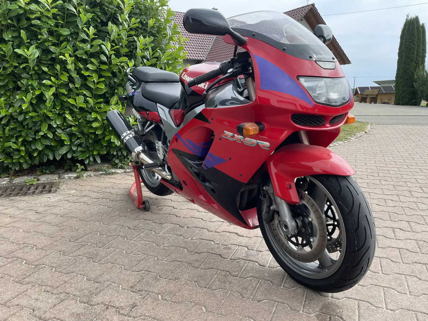 Kawasaki Ninja ZX-9R - 2