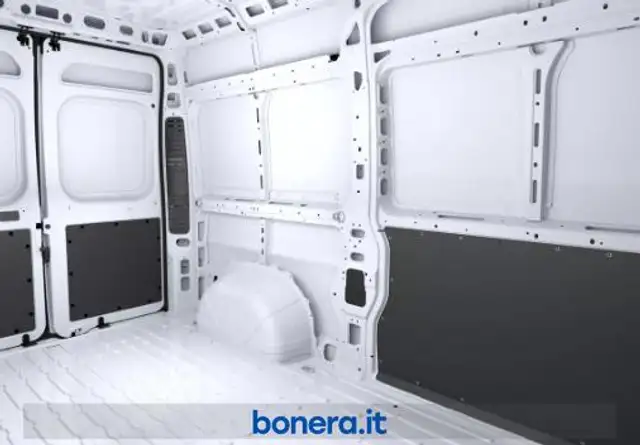 Toyota Proace Max view 7
