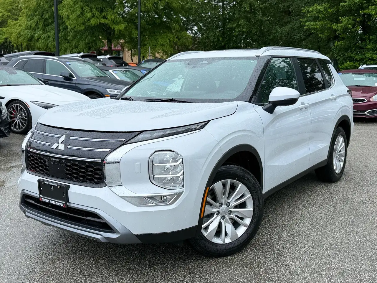 Mitsubishi Outlander снимка Mitsubishi Outlander