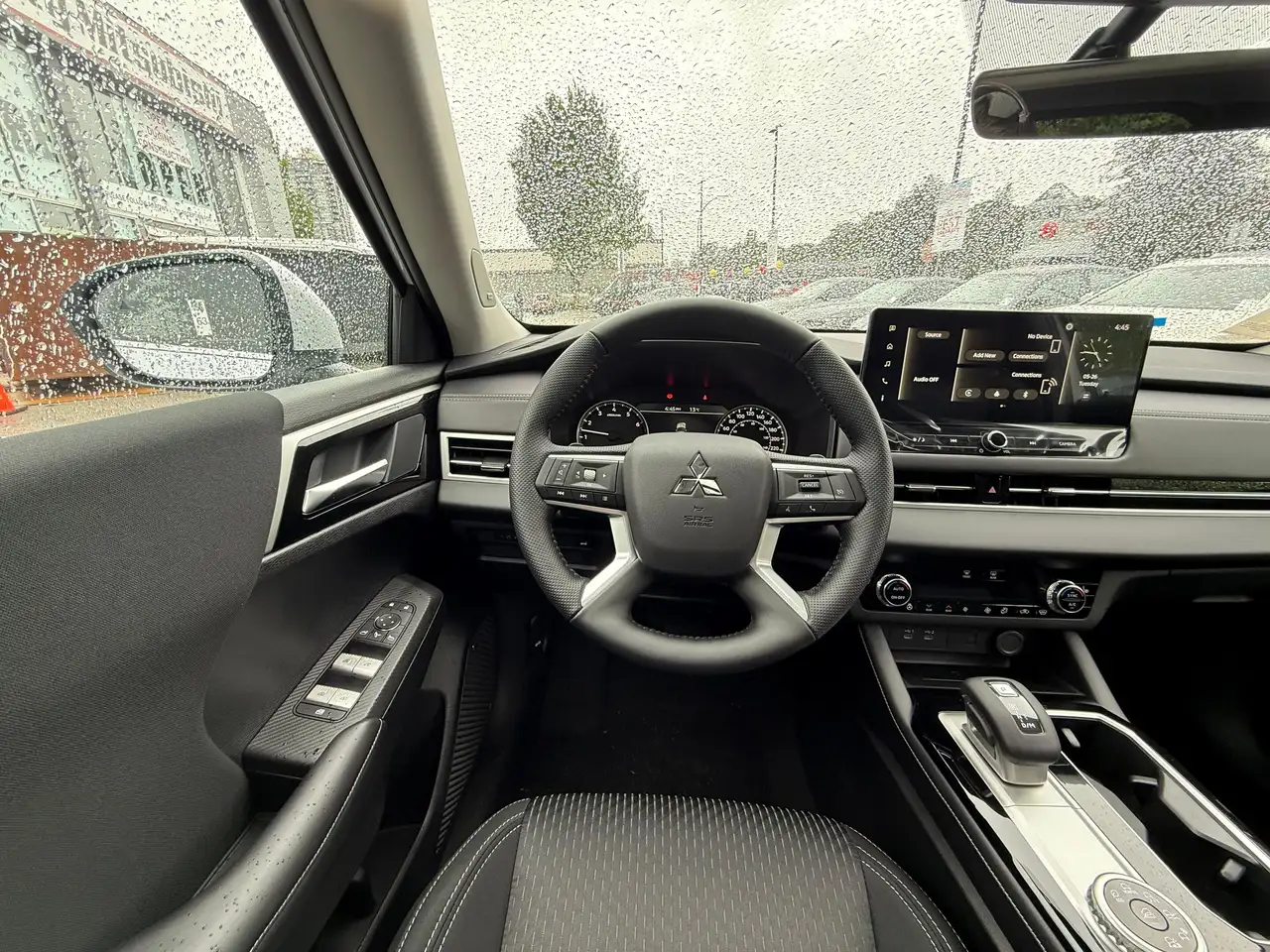 Mitsubishi Outlander снимка Mitsubishi Outlander