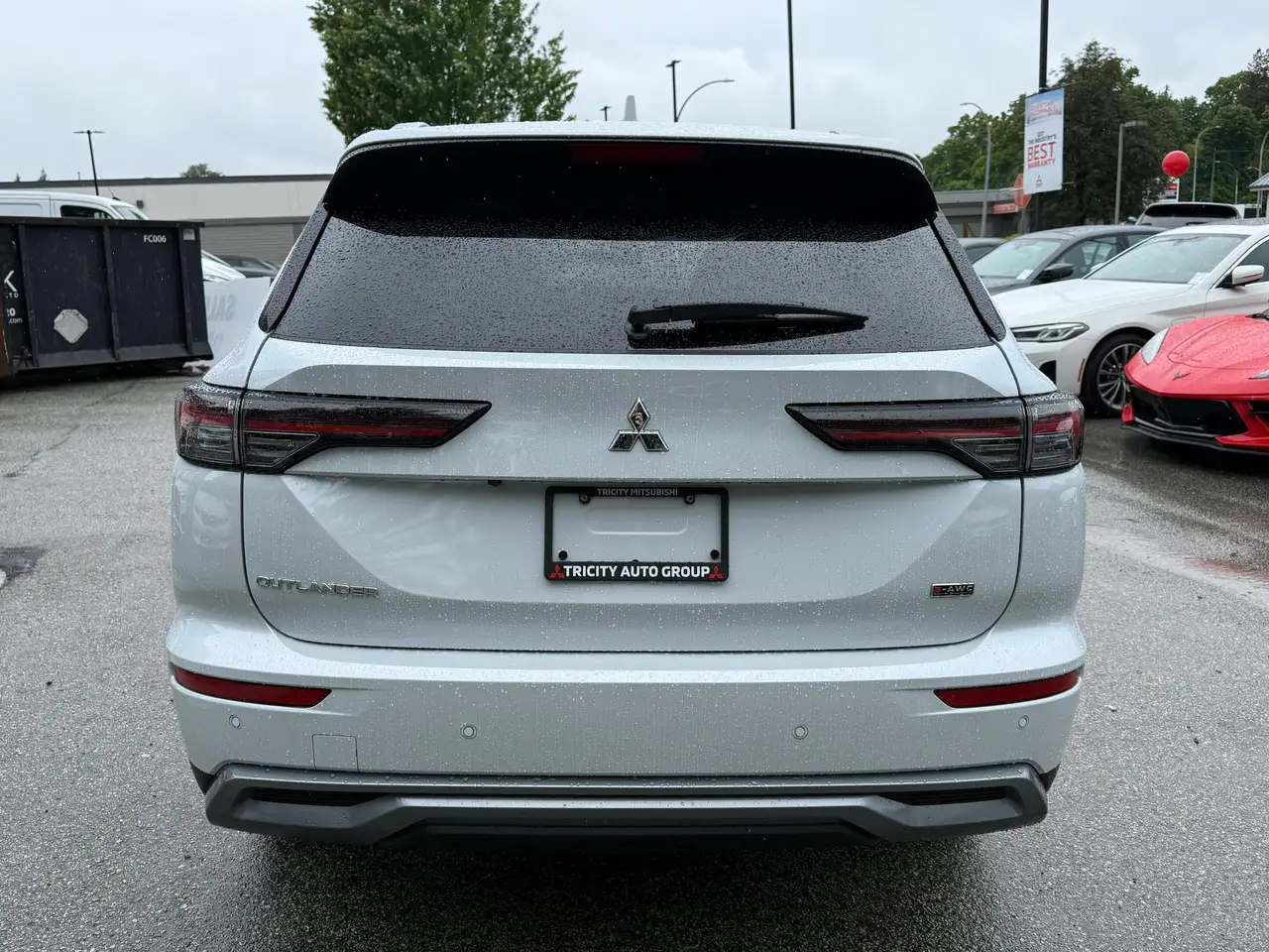 Mitsubishi Outlander снимка Mitsubishi Outlander