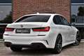 BMW 320 3-serie 320i M-Sport Pano 19inch Laser HiFi Shadow Wit - thumbnail 2