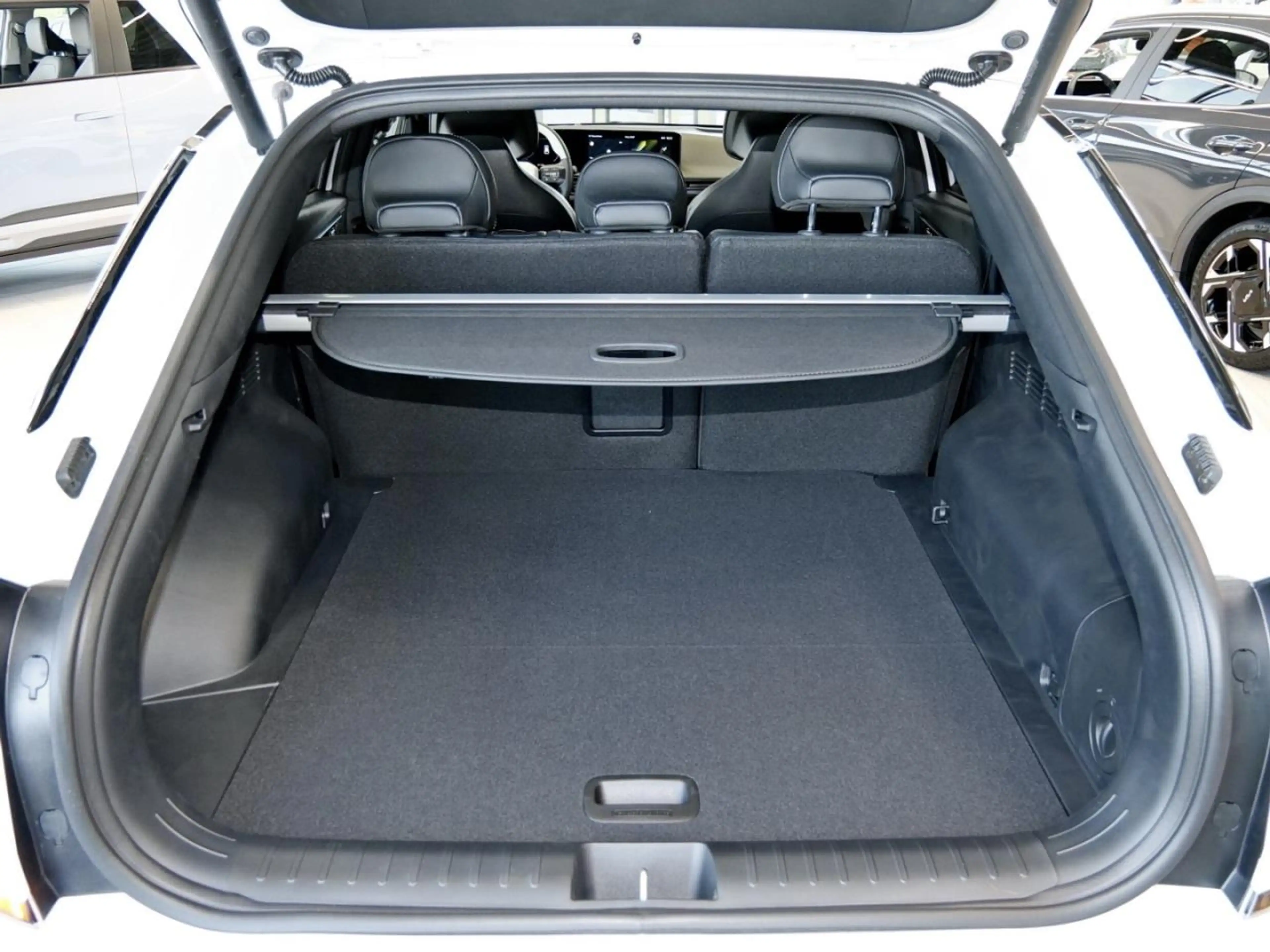 Kia EV6 84 kWh AWD GT-Line DriveWise Sound-P 360° — photo 6