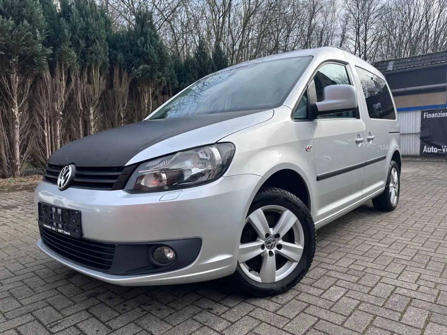 Volkswagen Caddy Kombi Roncalli Trendline*Aut./AHK/Navi/MFL Plateado - 2