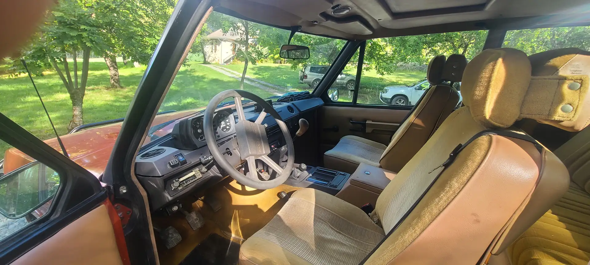 Land Rover Range Rover 2portes 3,5 litres V8 Rosso - 2