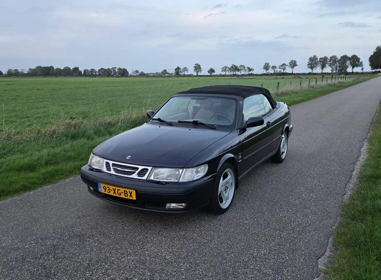Saab 9-3 SE 2.0 Turbo Cabrio, foto 2
